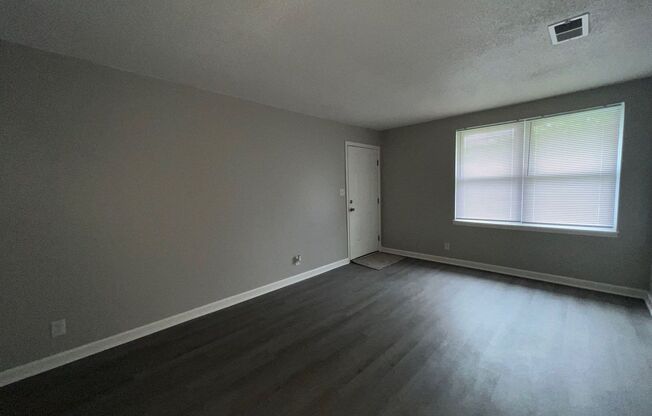 2 bedroom, 1 bath Duplex in Gallatin