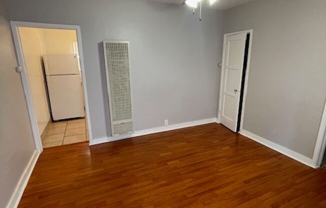 Studio, 1 bath, $1,295, Unit 1097 St. Louis Ave. #C