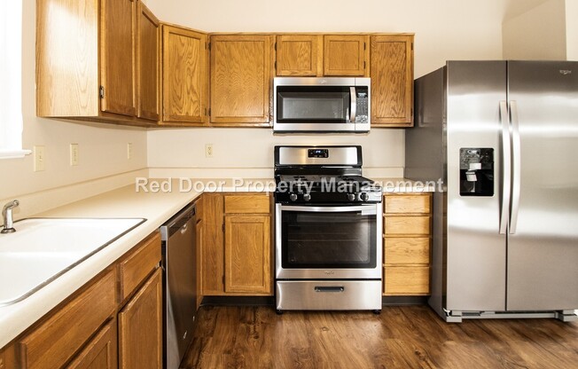 3 beds, 2 baths, $1,825