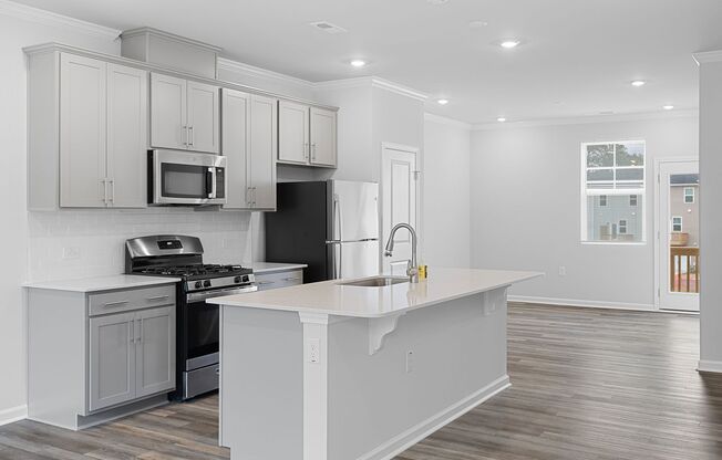 Beautiful 3 bedroom townhome available August 1st!