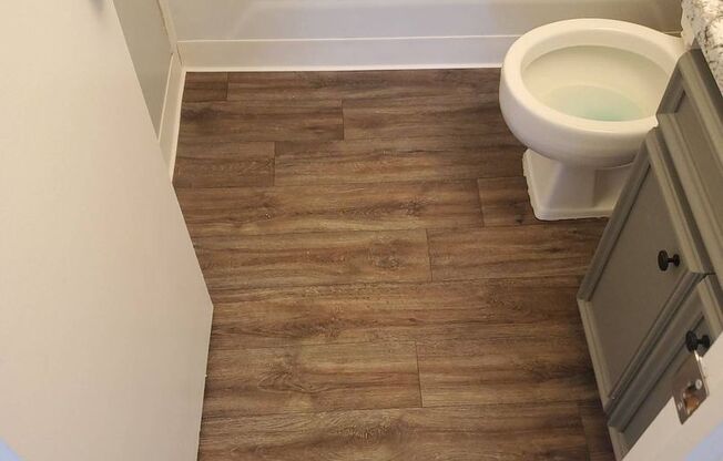 1 bed, 1 bath, 555 sqft, $725