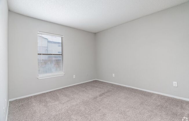 2 beds, 2 baths, 877 sqft, $999, Unit 1410