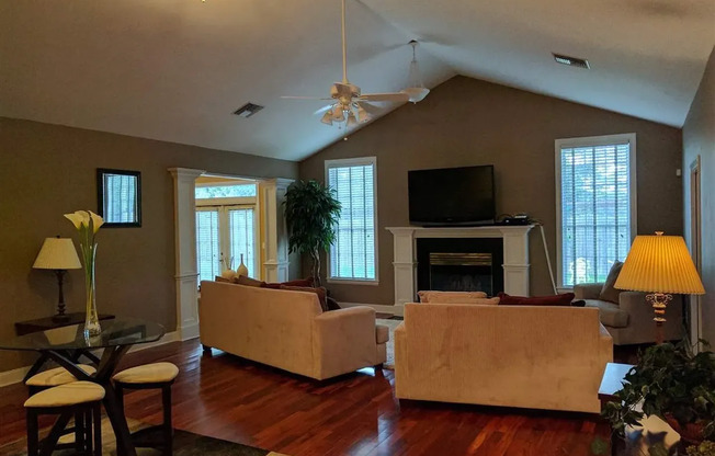 Stunning 3-Bed, 2-Bath Home in the Heart of Killearn Estates!