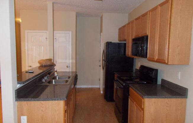 3BR / 2.5 BATH TOWNHOME * COLLEGE PARK GA