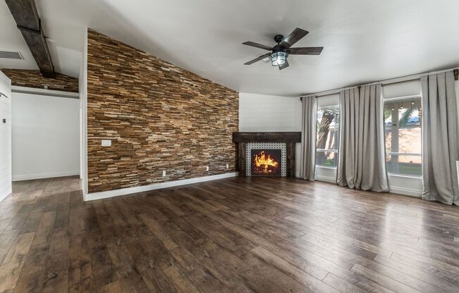 Single Story 4 Bedroom in Northwest