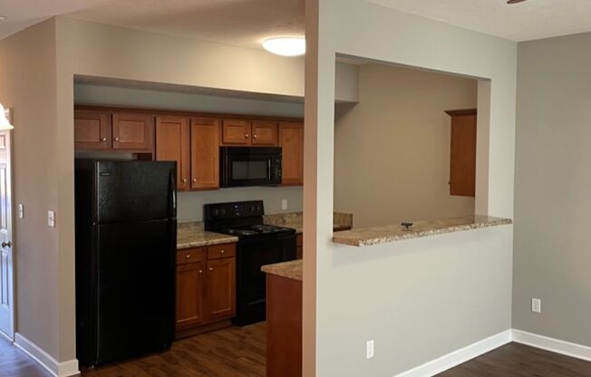 2 beds, 2.5 baths, 1,300 sqft, $1,050, Unit Unit A