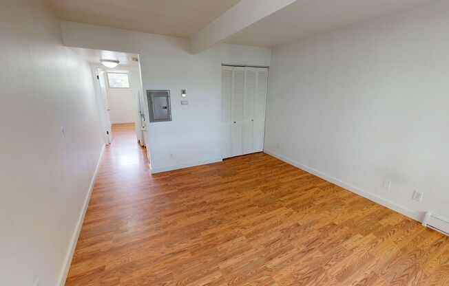Penrith Apartments - Walk to UW or U-Village!