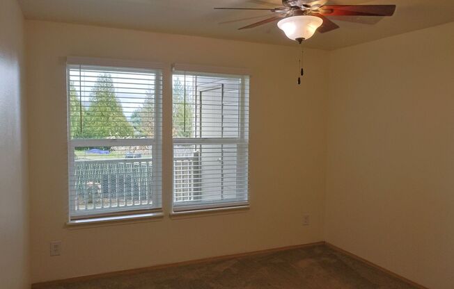 3 beds, 2 baths, 1,193 sqft, $2,000, Unit 354-2048