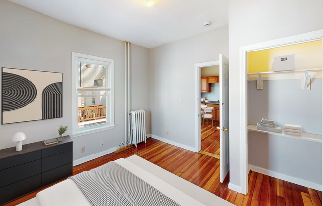 52 SUMNER ST