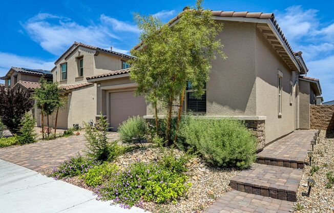 COMFY and NEW 3 Bedroom Home in Skye Canyon!