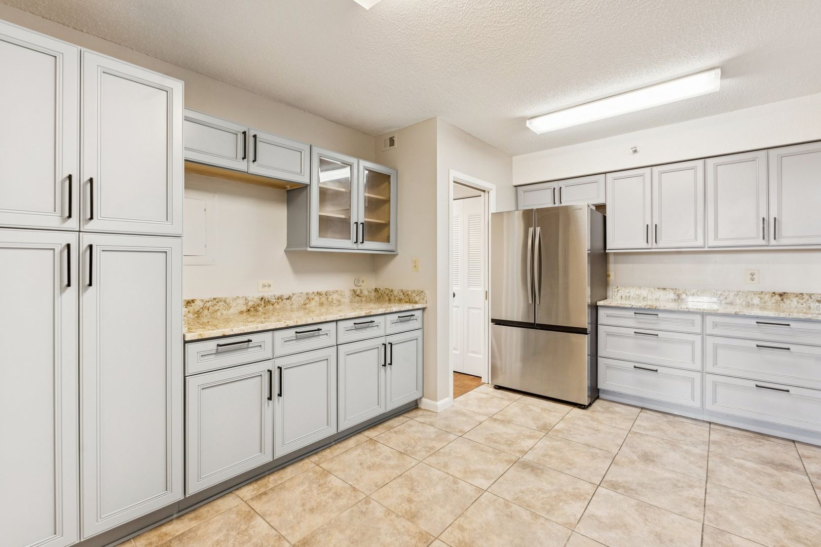 Spectacular 3-bedroom, 2.5-bath residence at Skyline House!