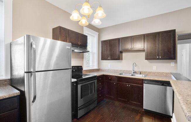 1 bed, 1 bath, $1,095