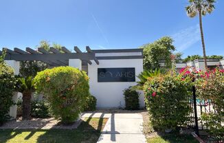2 Bed | 2 Bath Condo in Gated Phoenix Community