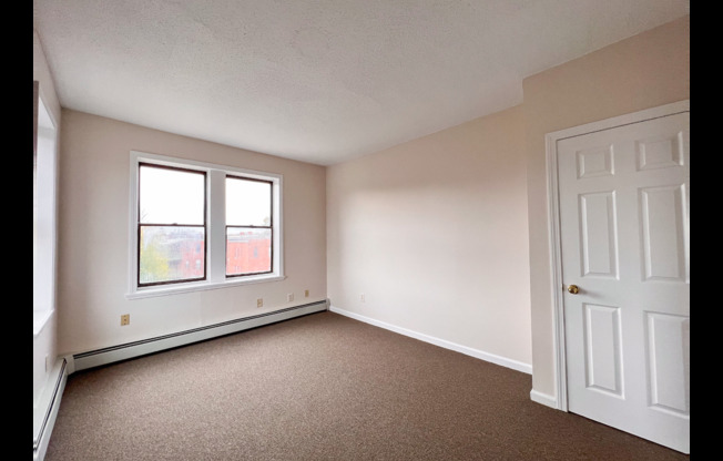 1 bed, 1 bath, 476 sqft, $1,300, Unit 404