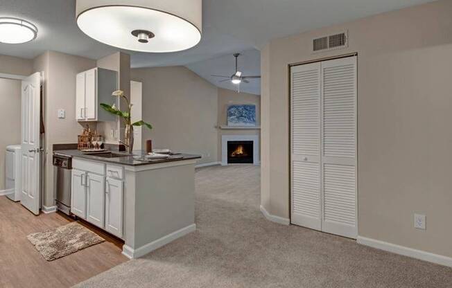 Stoneridge Farms at the Hunt Club Apartments