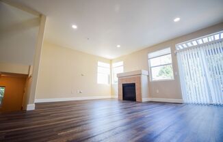 Beautiful Condo! Wonderful Neighborhood!