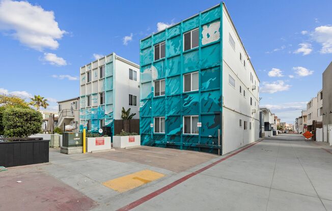1 bed, 1 bath, 403 sqft, $2,545, Unit Unit 11