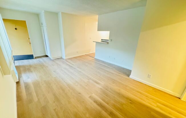 490-7548 LEXINGTON AVE., LLC