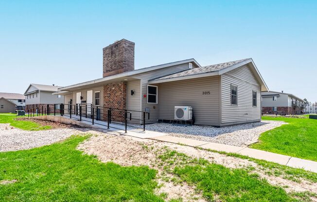 1 bed, 1 bath, 550 sqft, $999, Unit 3015 - P2
