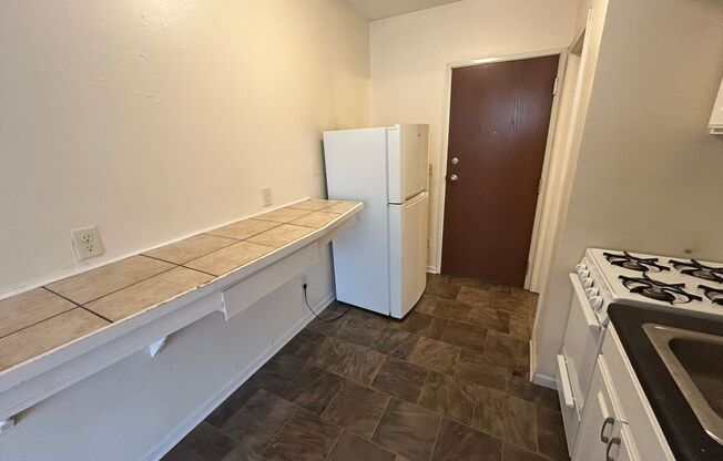 Studio, 1 bath, $750, Unit 310