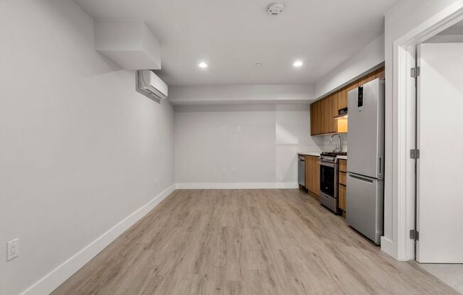 Studio, 1 bath, 244 sqft, $1,695, Unit 11516 3/4