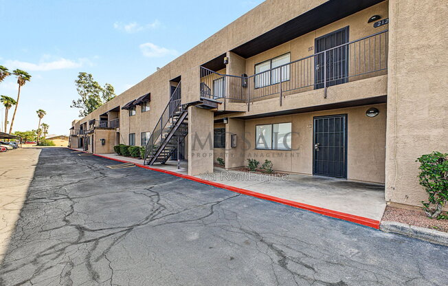 1 bed, 1 bath, $699, Unit 107