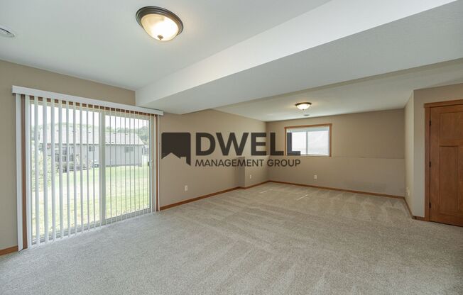 4 beds, 3 baths, $2,200, Unit # NORTHWEST