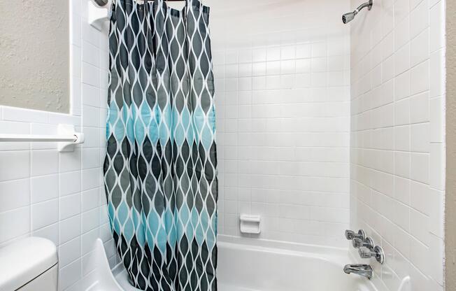 Studio, 1 bath, 400 sqft, $825