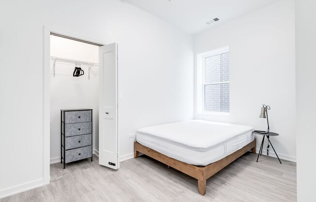 3 beds, 3 baths, 1,200 sqft, $3,600, Unit 105-1