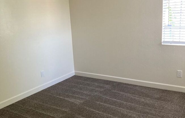 2 beds, 2 baths, 970 sqft, $2,395, Unit 014