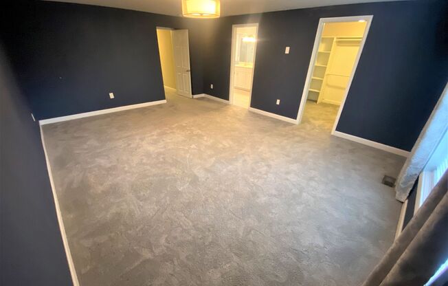 4 beds, 2.5 baths, $4,199