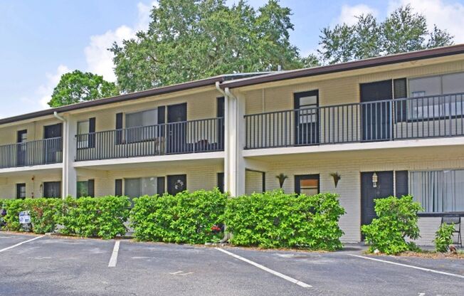 2 N Fernwood Ave #14