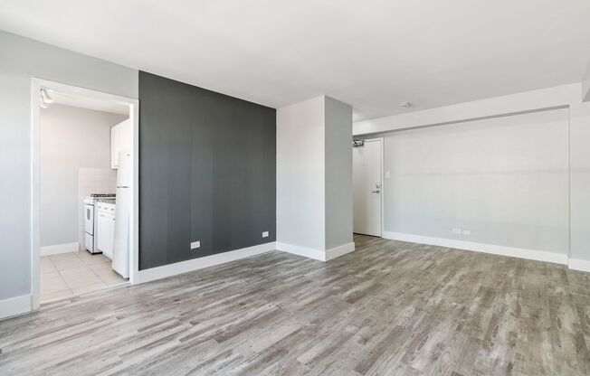 Studio, 1 bath, 405 sqft, $1,675, Unit 805