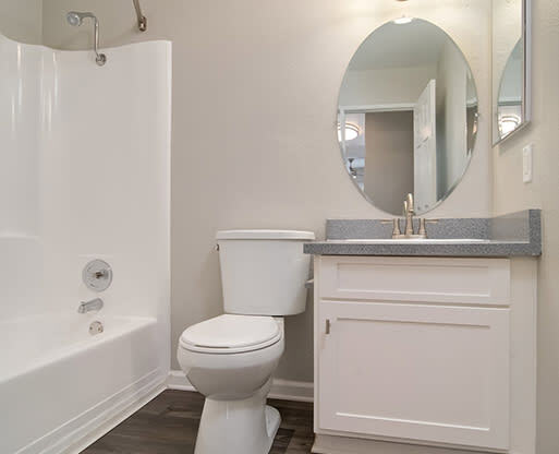 Tub, Toilet In Bathroom at St. Charles Oaks Apartments, California, 91360