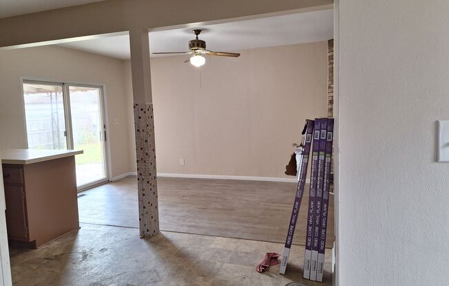 3 beds, 1 bath, $1,700