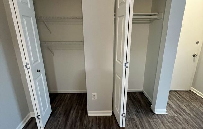 1 bed, 1 bath, 646 sqft, $930, Unit 370k