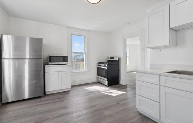 216 RDG AVE