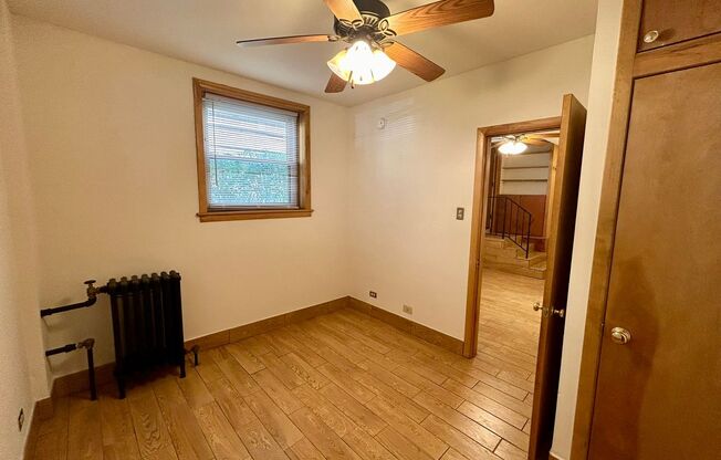 1 bed, 1 bath, 425 sqft, $1,655, Unit 233-G3