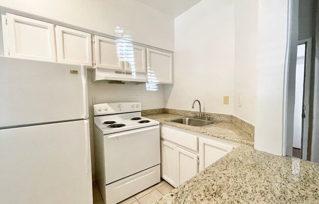 1204 P &amp; 1601 12th St - The State House Apartments