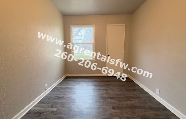 3 beds, 1 bath, $950