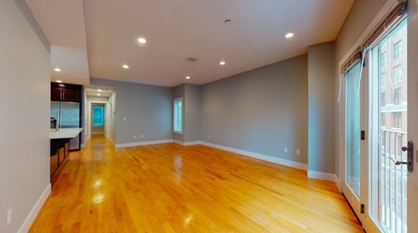 41 W 2nd Street 4