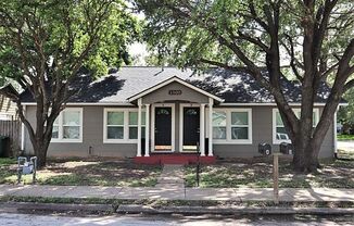 August Move In! Updated 1 bed/1 bath in Bryan!