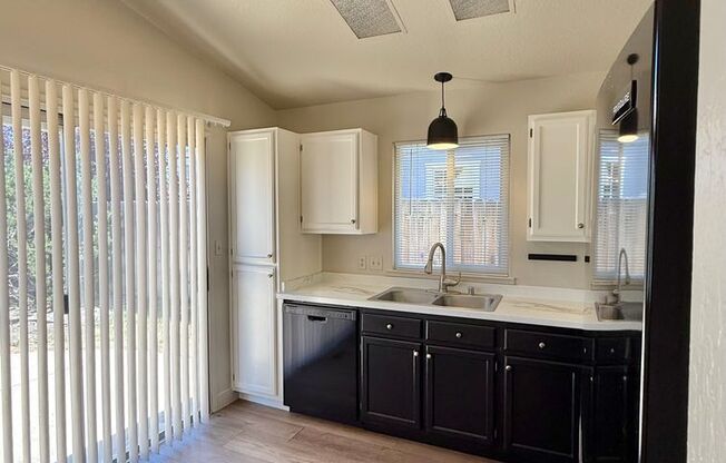6178 Chesterfield Lane - NEWLY RENOVATED, MUST SEE!!!!