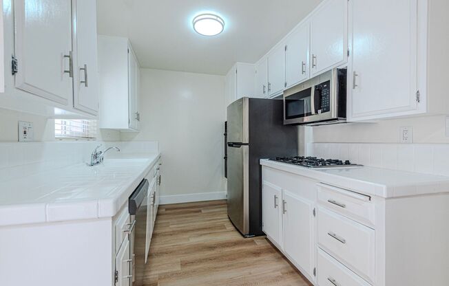 4315 Don Tomaso Dr