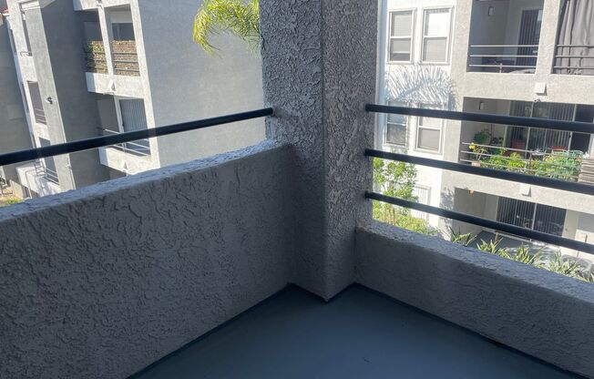 2 beds, 2 baths, 1,049 sqft, $3,625, Unit F-302