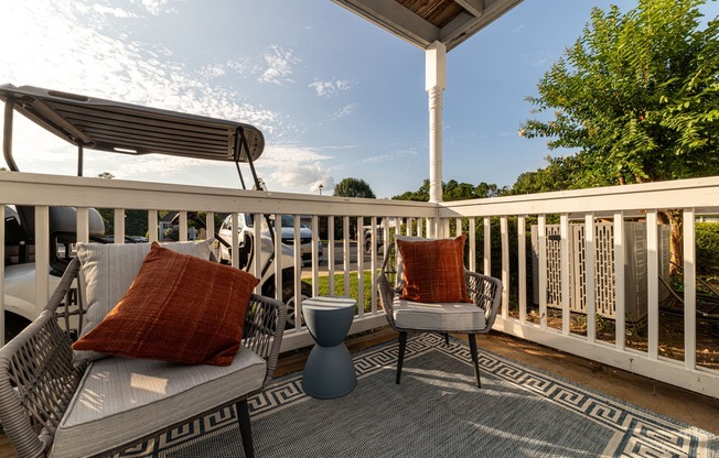 Private balcony/patio