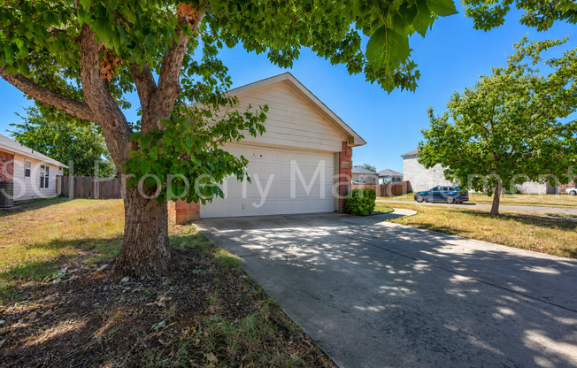 1153 COTTONWOOD DR
