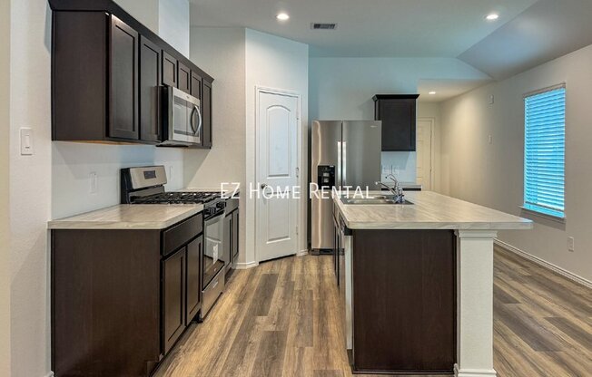 12210 DEEP STRM LN