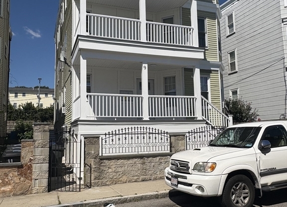 9 KENBERMA RD