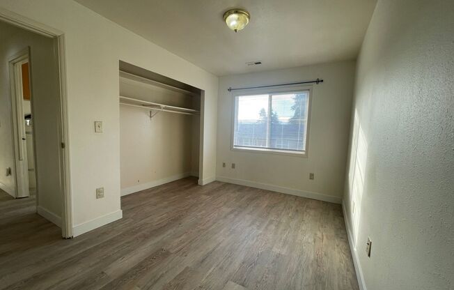 2 beds, 1 bath, $1,600